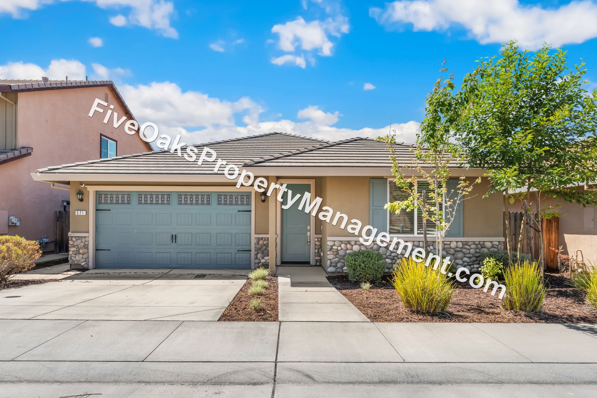 571 Willow Ridge Court